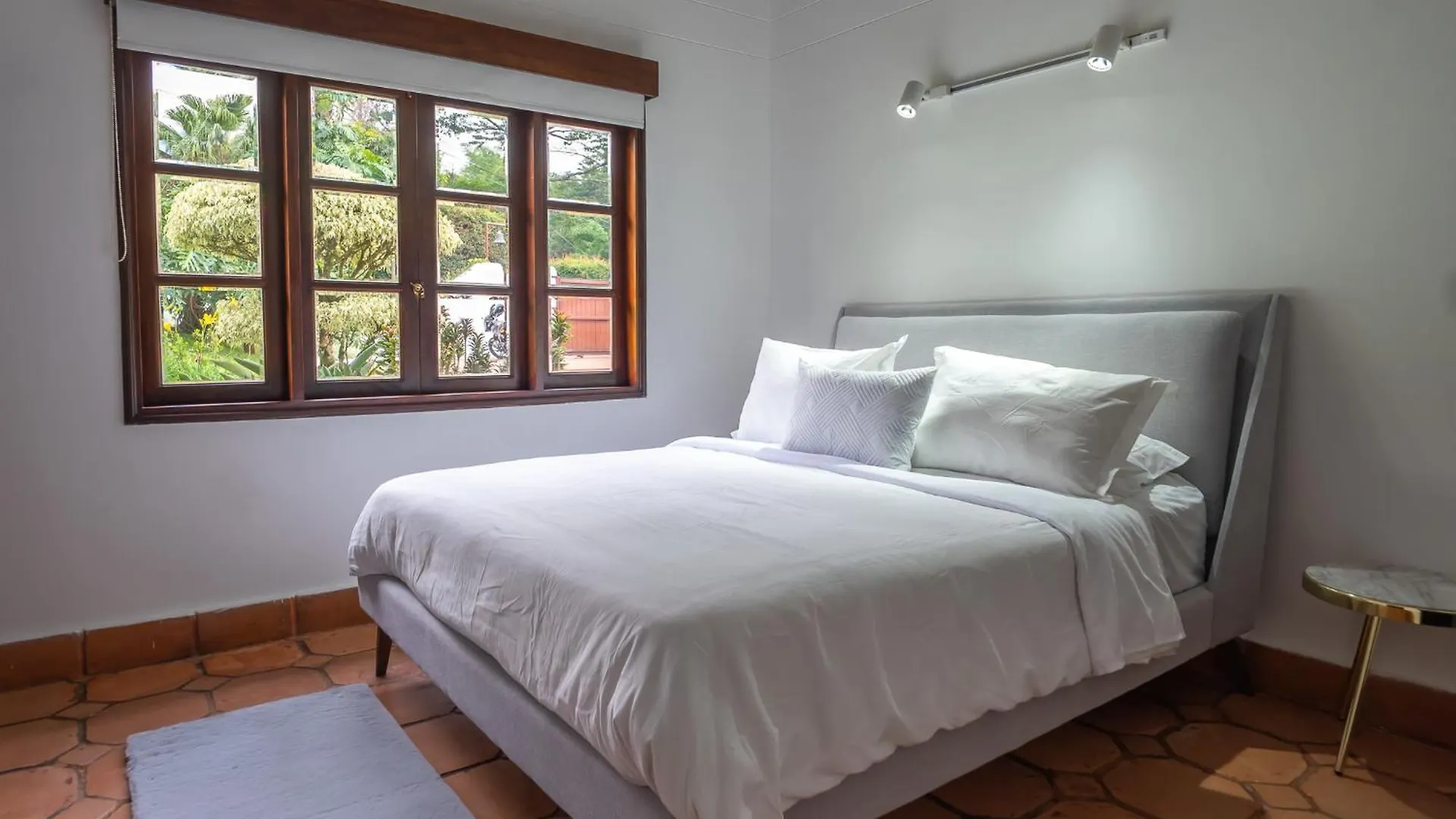 Premium Mansion in El Poblado Nightclub, Maid & Pool Villa Medellin 0*,