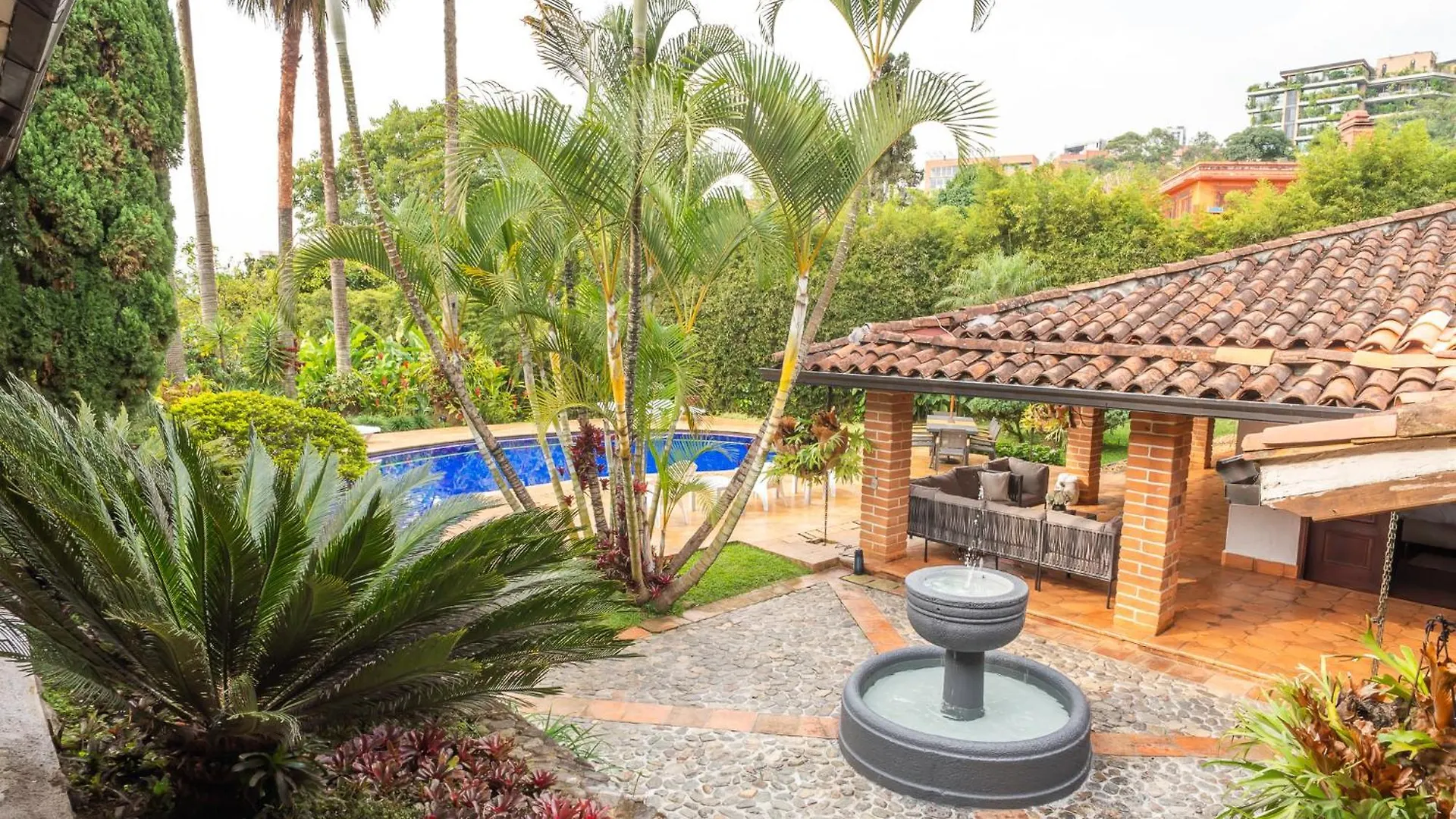 Premium Mansion in El Poblado Nightclub, Maid & Pool Villa Medellin